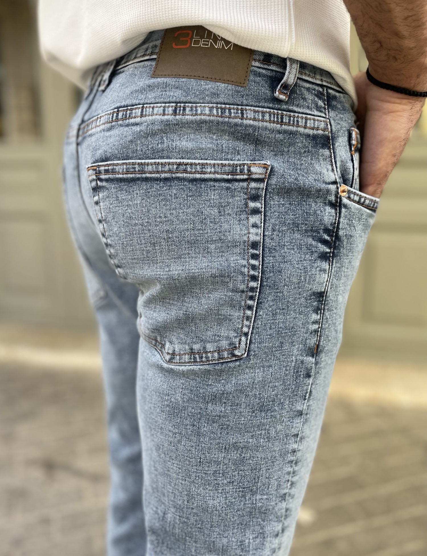 Ανδρικό μπλε χλώριο πεντάτσεπο τζιν παντελόνι ίσιο με κουμπιά 3LN1104 φωτογραφία